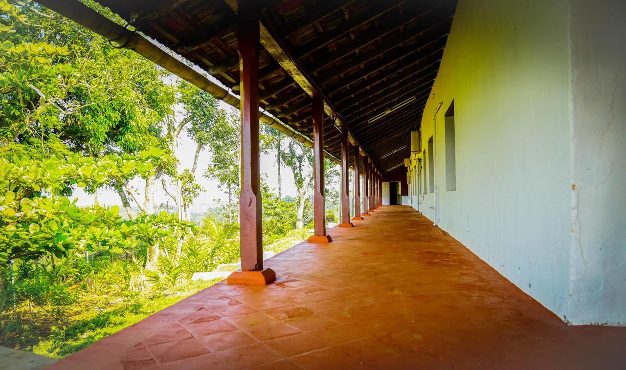 Tea Tours Ripon Heritage Bungalow Meppadi Exterior photo