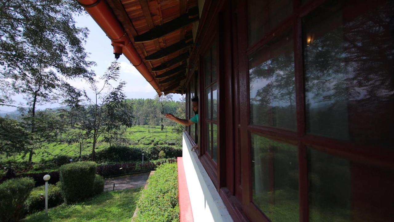 Tea Tours Ripon Heritage Bungalow Meppadi Exterior photo